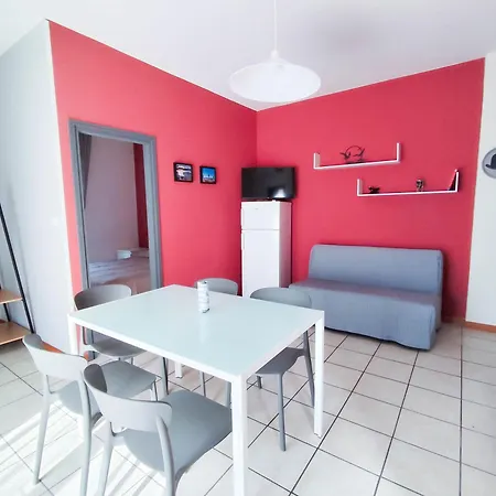 Mini-jet Apartment *
